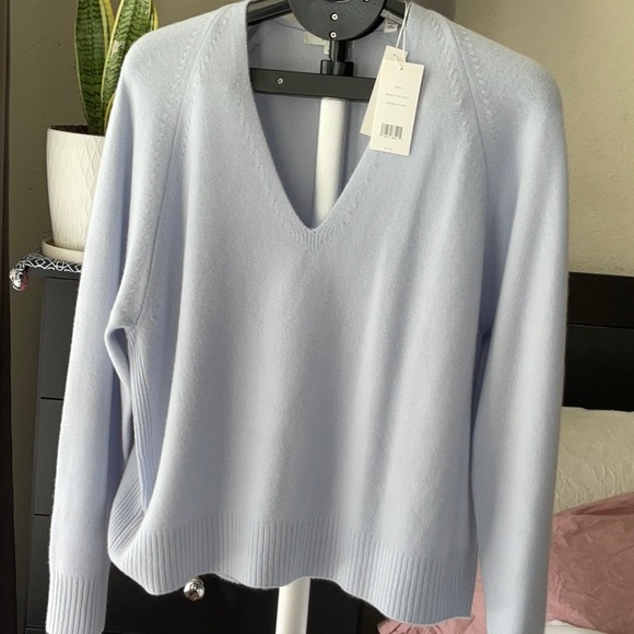 Vince | Sweaters | Vince Vneck Ribbed | Poshmark